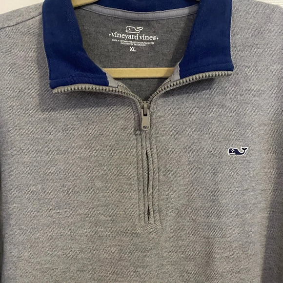 Vineyard Vines 1/4 Zip Sweatshirt - Picture 5 of 8